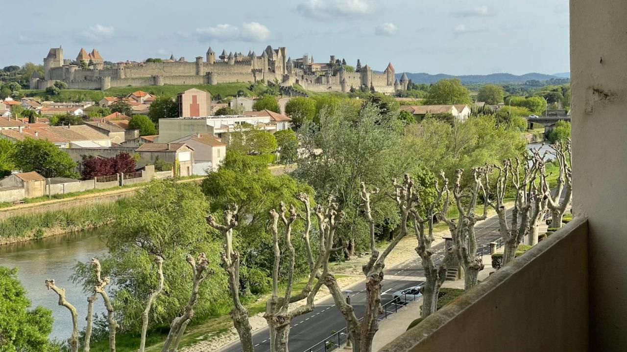 Entire House / Apartment Carcassonne Center, Terrace Not